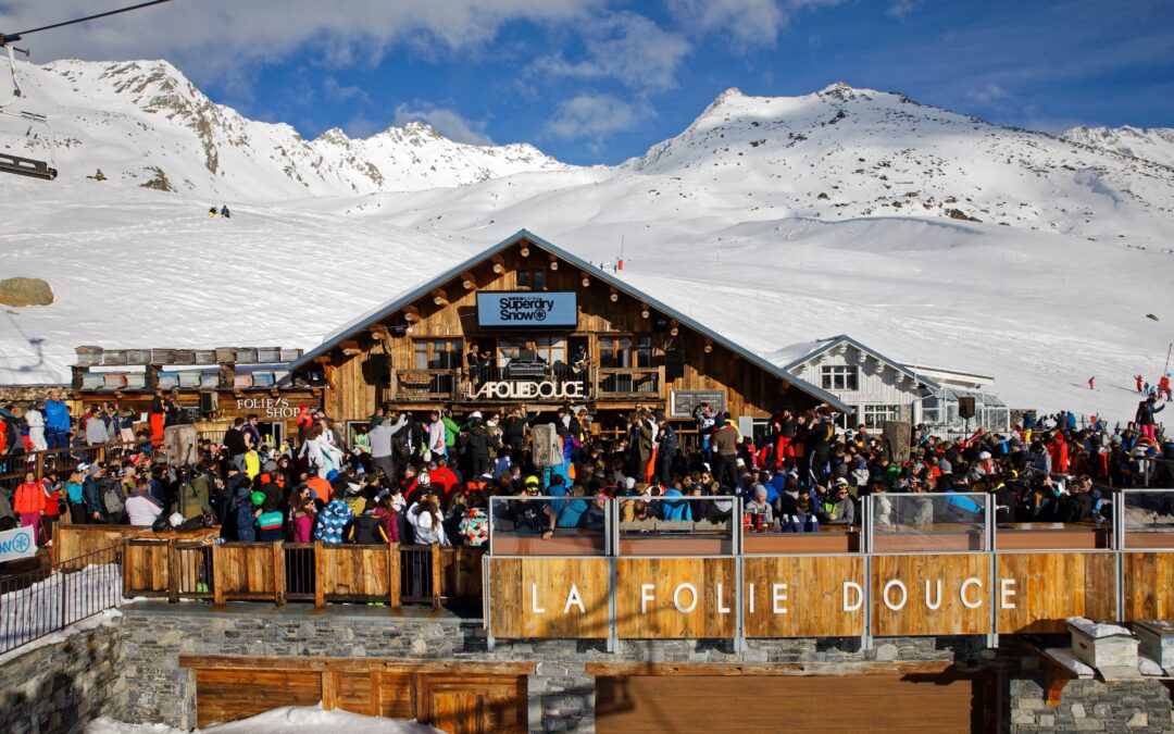 British Skier Accidentally Falls to His Death at Popular Ski Resort in French Alps After Attending Après Ski Party